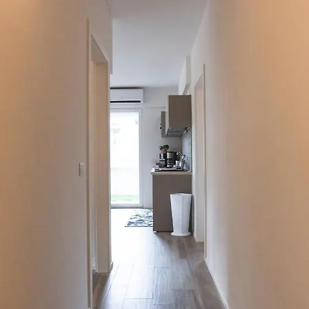 Campagnola Piano Terra Con Giardino Privato Apartment Riva del Garda