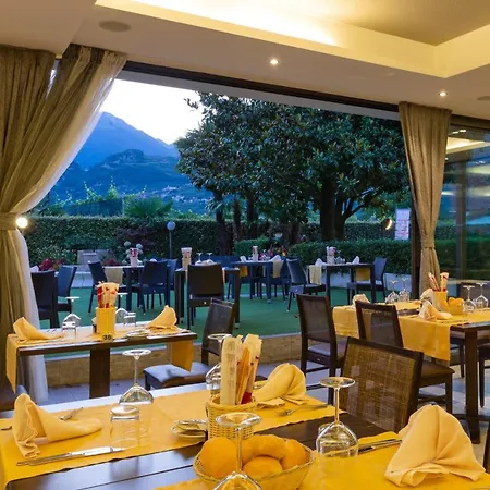 Campagnola Piano Terra Con Giardino Privato Riva del Garda