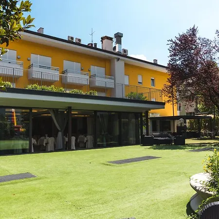 Apartment Campagnola Piano Terra Con Giardino Privato *