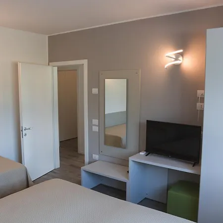 Apartment Campagnola Piano Terra Con Giardino Privato *